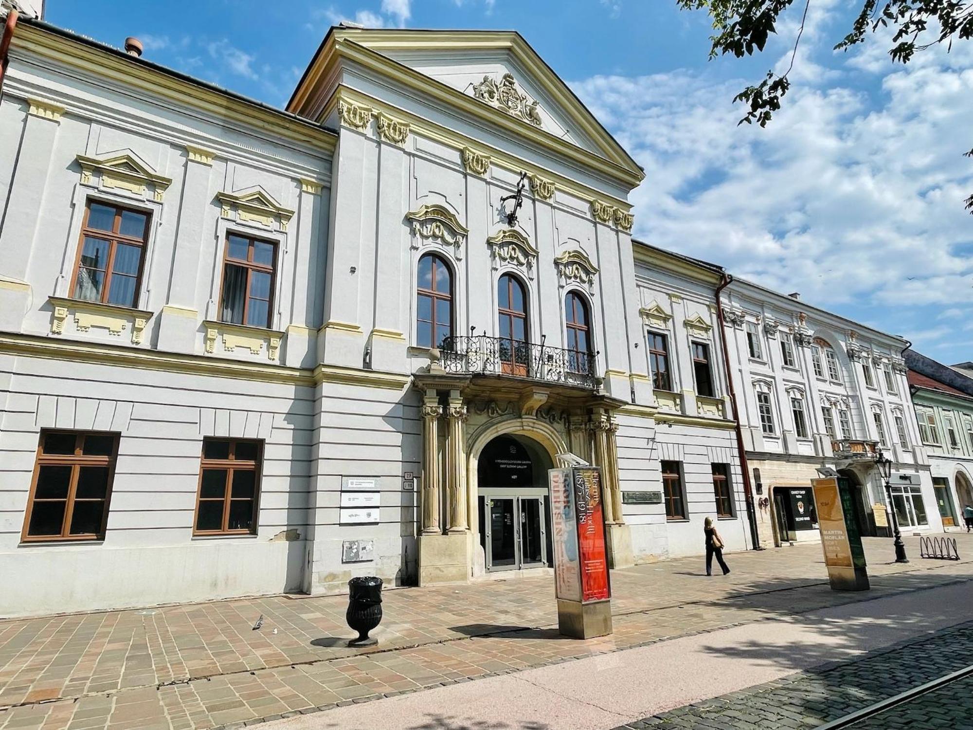 Central Apartment Stylovy Mezonet Kosice Exterior photo